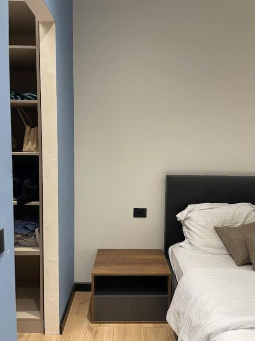 Angry Architects Apartment01 Тирана Екстериор снимка